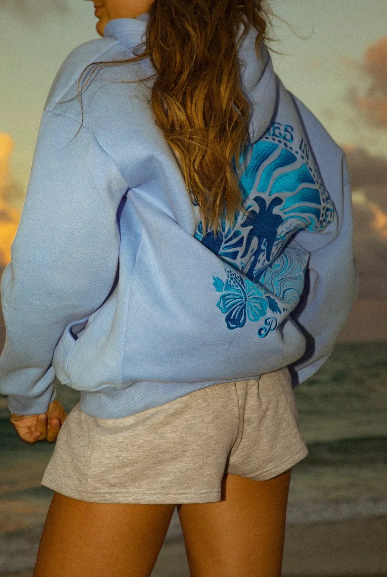 BreezeLite sommarhoodie